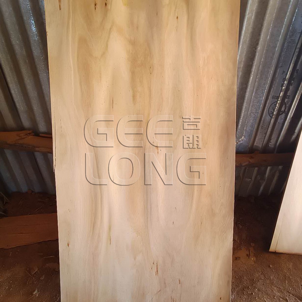 Africa Eucalyptus Veneer 1.7mm, 1.8mm, 2.2mm Grade A for sell