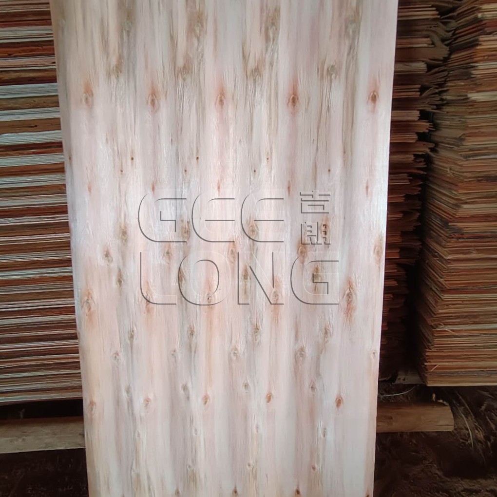 Africa Eucalyptus Veneer 1.7mm, 1.8mm, 2.2mm Grade B for sell